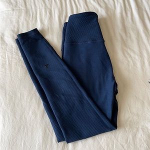 Glyder Blue Ribbed Leggings | Small